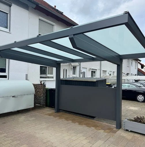 Freitragender Carport